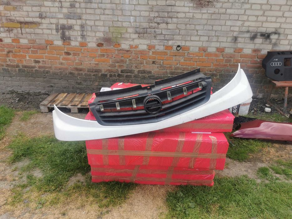 Opel vivaro I lift grill atrapa zderzaka wysyłka