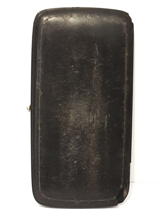 Para restauro: magnífico antigo estojo para charutos com embutidos