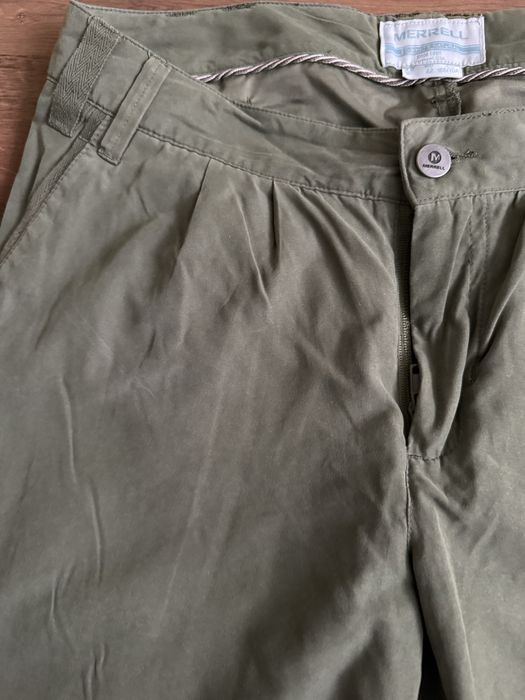 брюки кольору хакі merrell р 42