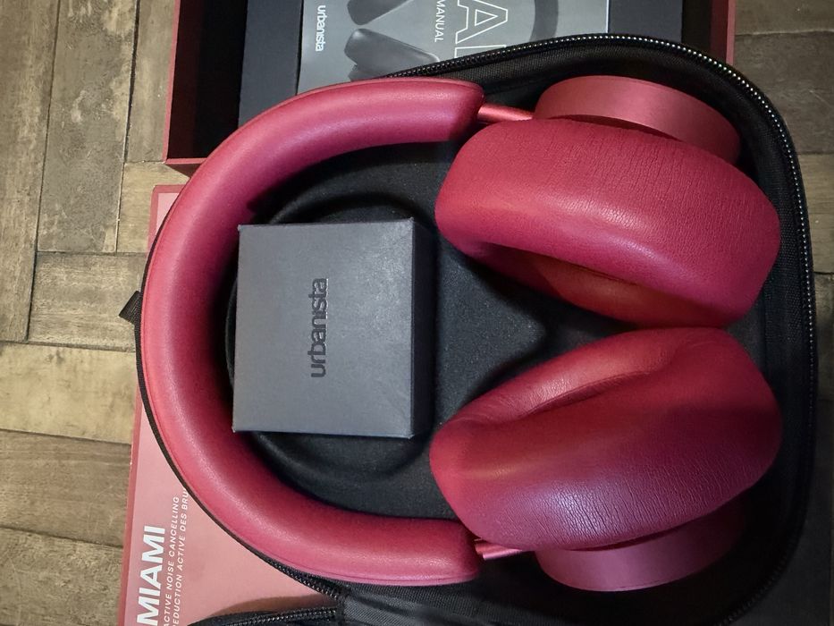 Навушники Urbanista Miami Hybrid ANC Ruby Red
