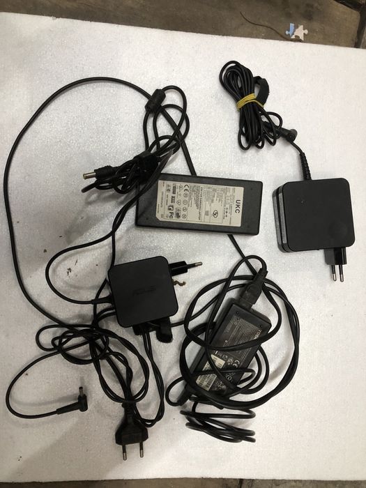 Зарядка для ноутбука