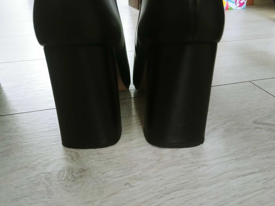 Kozaki Zara skóra naturalna 40