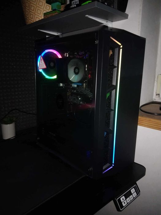 Komputer BEASTCOM Q3 | Ryzen 5 3400G, Radeon RX Vega 11, 8 RAM, 512 GB