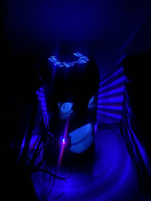 Sony  mhc v72 d продаю мощный музыкальный центр