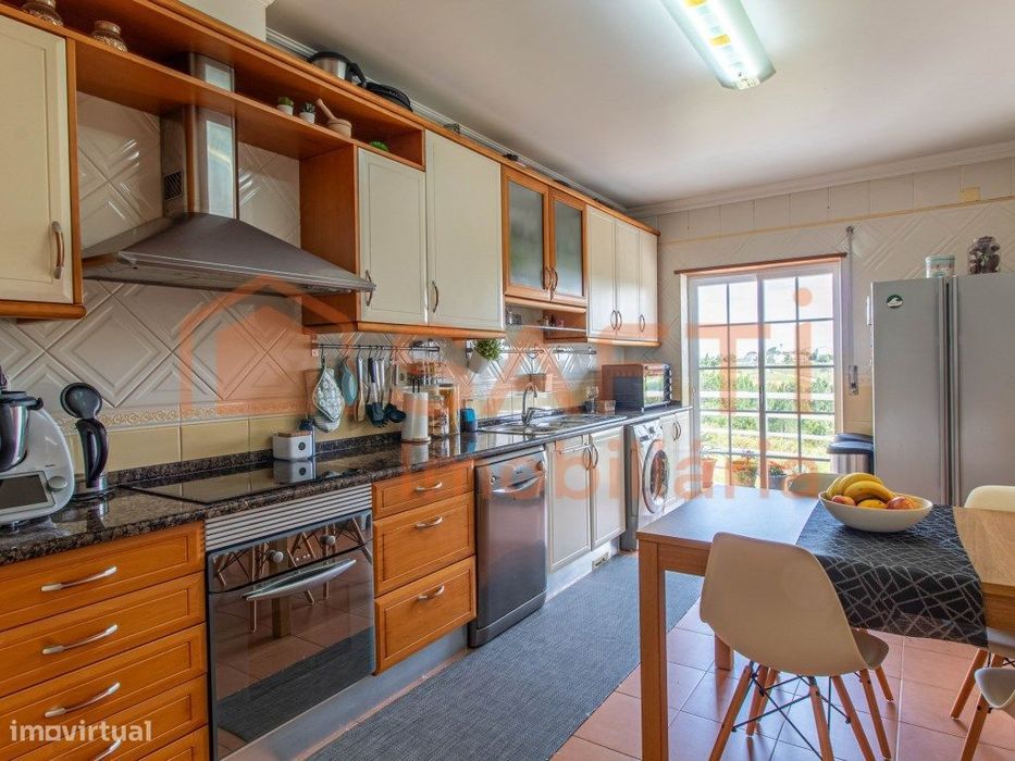 Apartamento T2+2 na Ericeira