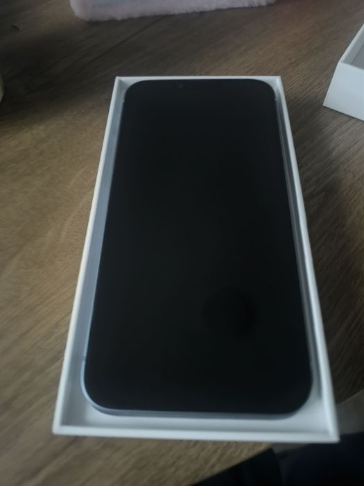 iPhone 14 plus 128 GB pamięci 6 g ram