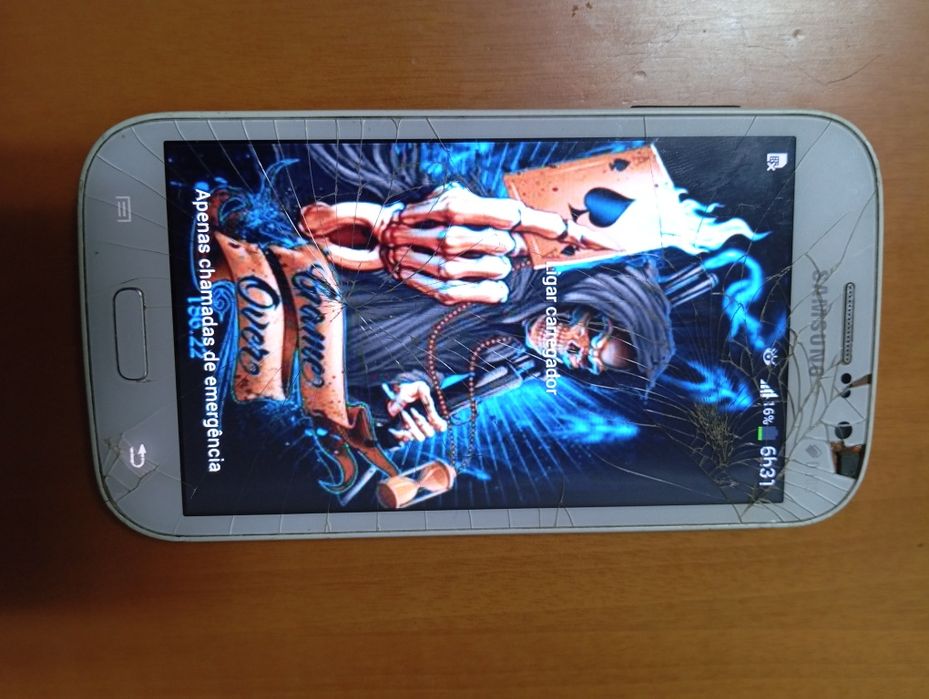 telemóvel Nokia C3-00 + telemóveis diversos