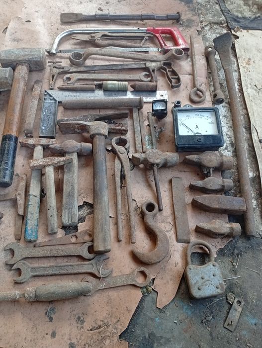 Продам инструмент в хорошем стане СССР разный.