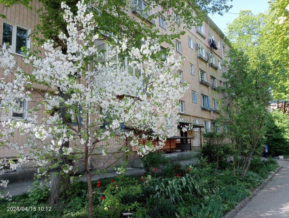 Квартира біля дендропарку вiд власника