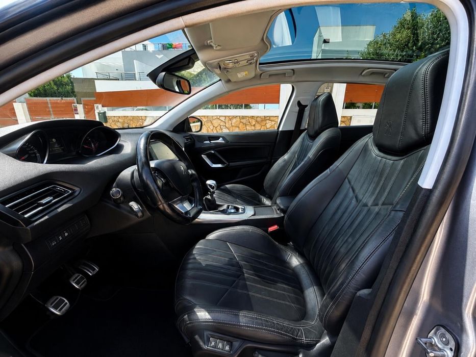 Peugeot 308 1.2 -130cv-PureTech -GT Line-Allure Full LED | 2019 | 136.000 km