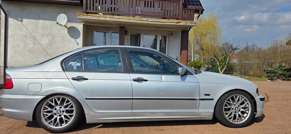 Samochód BMW seria 3 E46