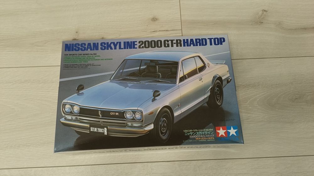 Сбірна модель Tamiya nissan 2000 gtr