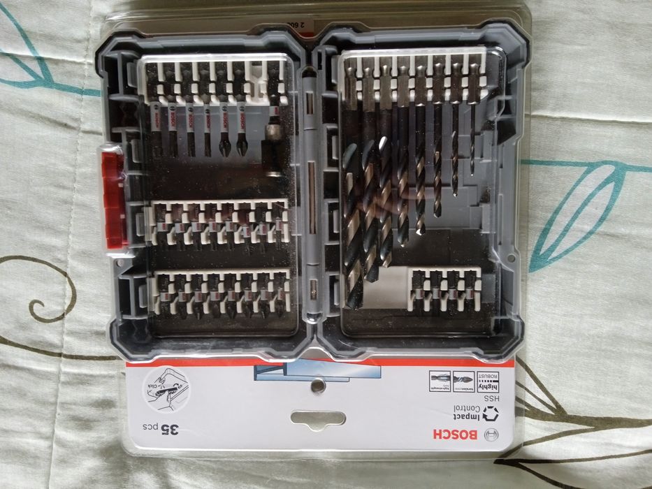 Conjunto Bosch de 35 peças novo