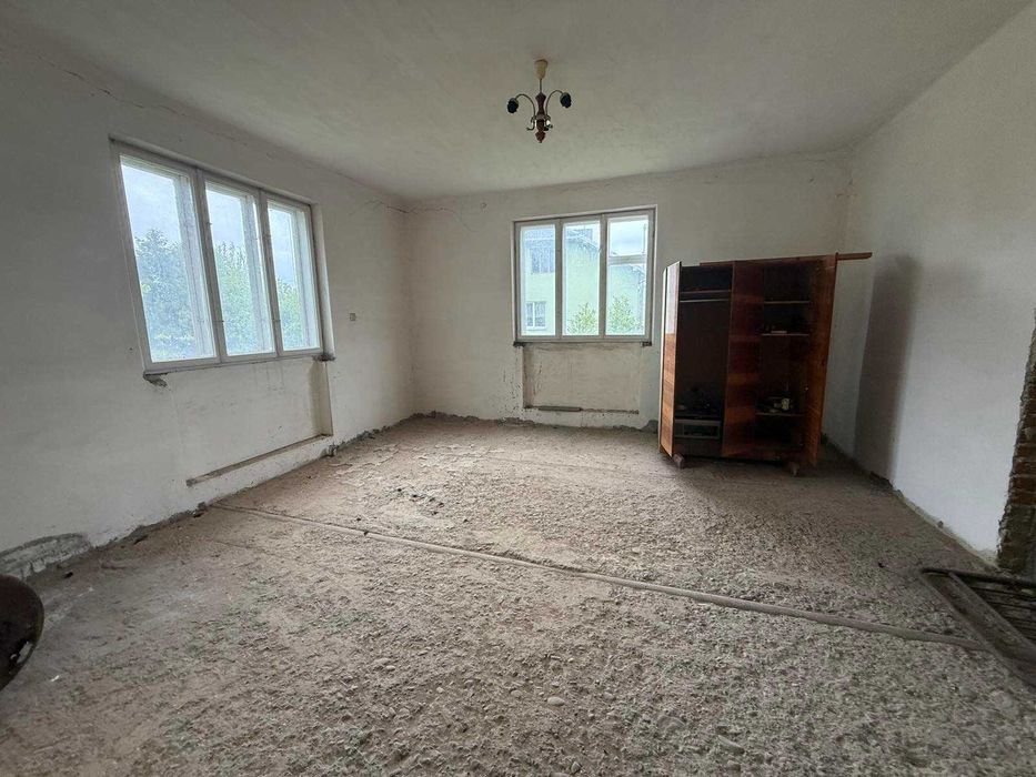 Незавершине будівництво