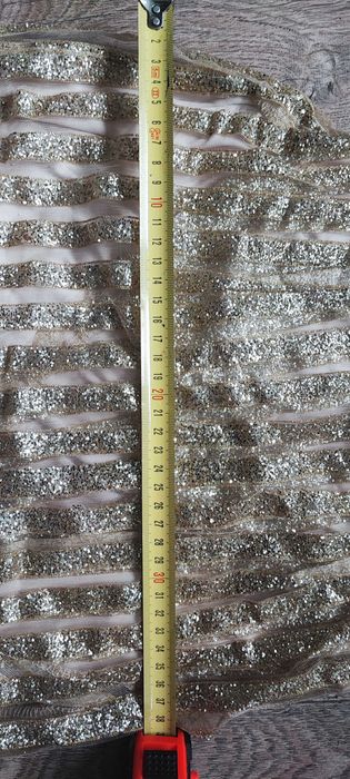 Блискуче плаття для вечірнього виходу