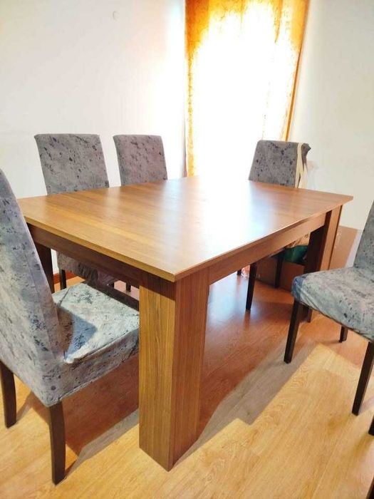 Conjunto Mesa e 6 Cadeiras