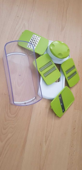 Tarka z pojemnikiem wymienne wkłady jak nowa Lidl