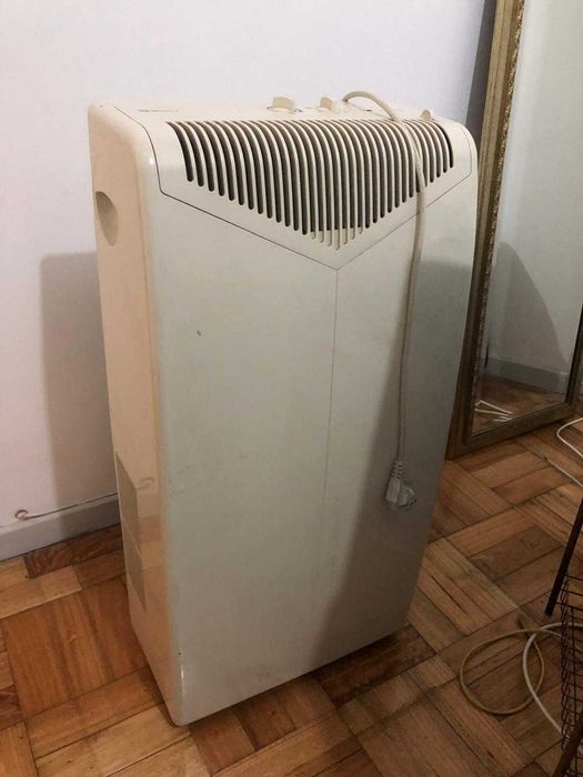 Ar Condicionado Portátil Balay Coolstar (8000 BTU) – A funcionar