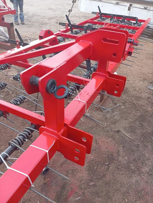 Борона пружинна в наявності, штригельна

БОРОНА ЗУБО ПРУЖИННА БЗП 9м