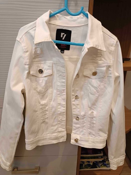 Katana dla dziewczynki roz.140