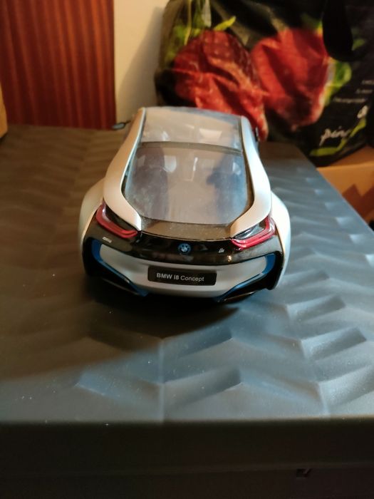 Carro telecomandado BMW i8