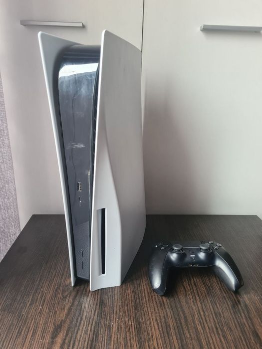 Konsola Ps5 PlayStation 5 napęd + pad
