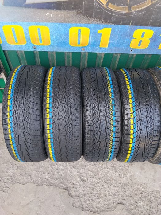 Зимові шини Hankook 215/55/17