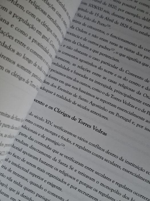 Três livros sobre Torres Vedras a sua história conjunto 10 euros