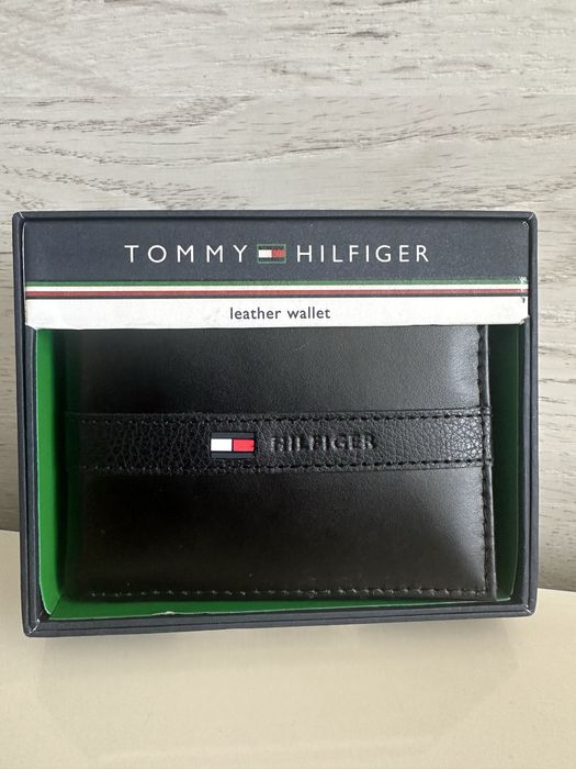 Шкіряний чоловічий гаманець портмоне Tommy Hilfiger