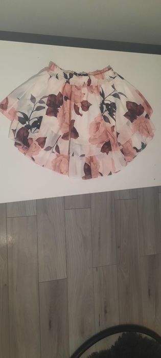 Spódniczka w kwiaty