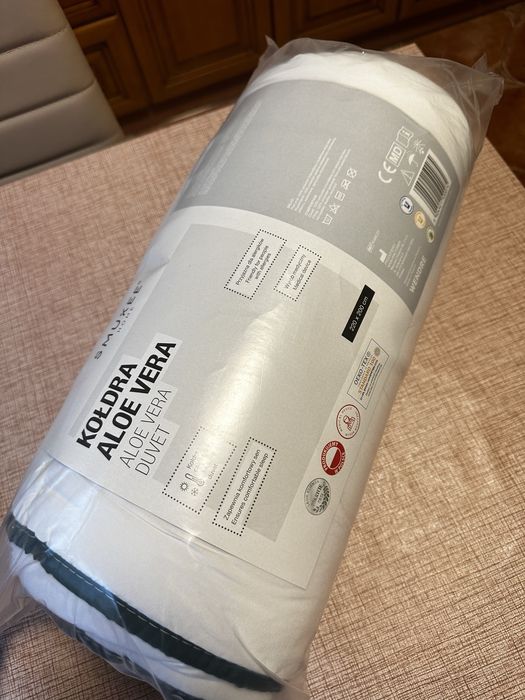 Nowa kołdra całoroczna 220x200