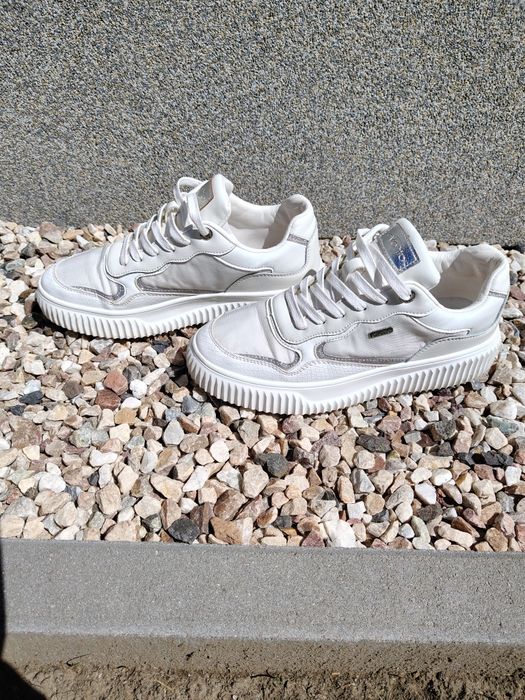 Skórzane adidasy sneakersy r 39