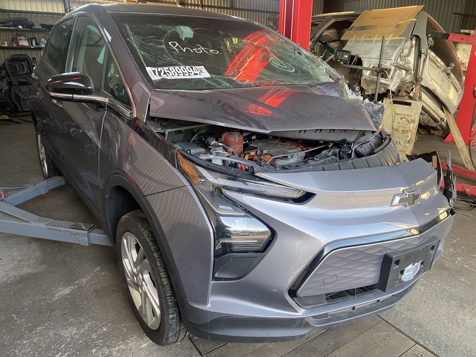 Кришка багажніка ляда бампер