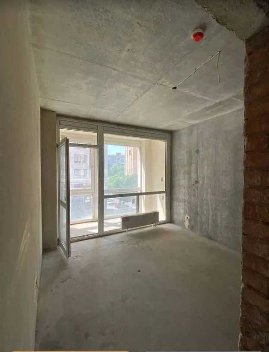 Продам 1 кімнатну квартиру в ЖК Hoffman House вул. Золотоустівська 34