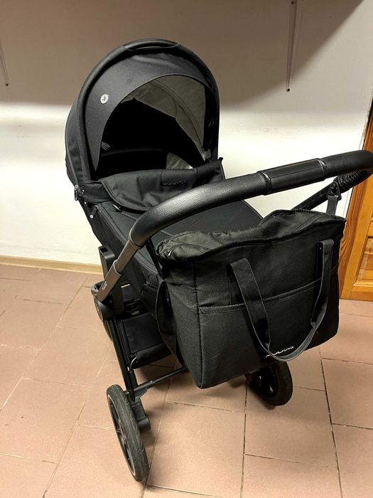 Wózek MUUVO QUICK 4.0 2w1 / 3w1 / 4w1 z bazą Czarny