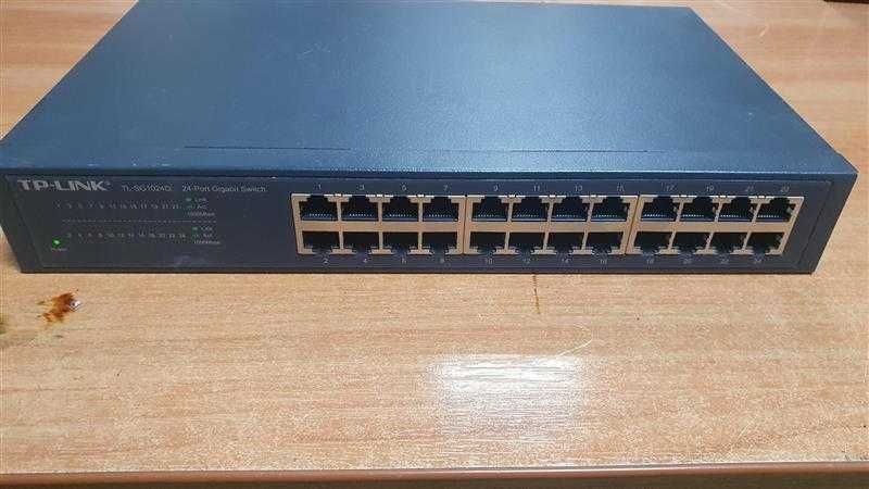 Коммутатор (Switch) TP-LINK TL-SG1024D