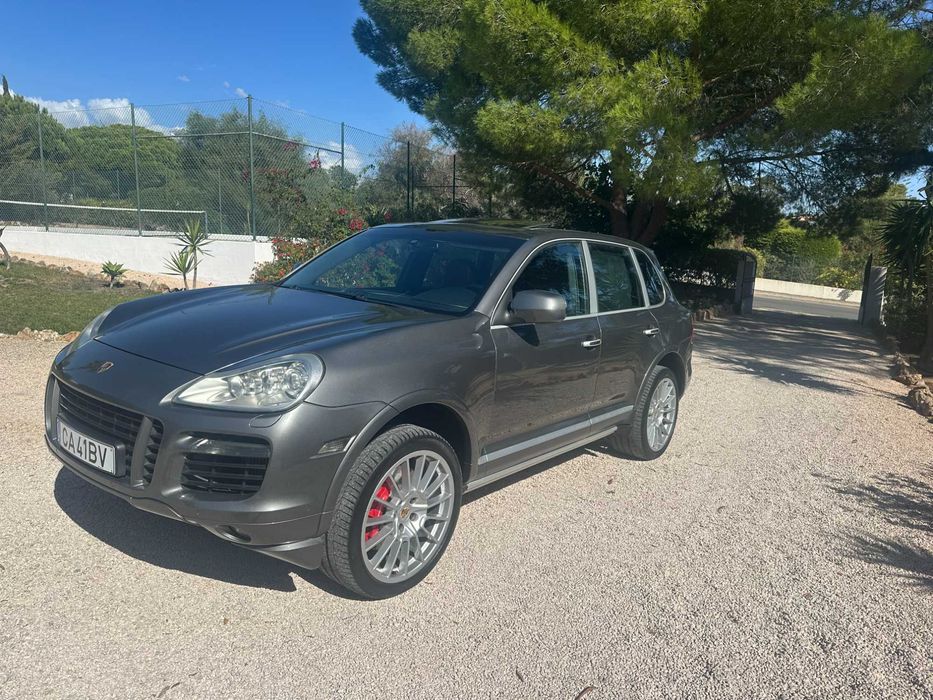 2009 Porsche Cayenne Turbo — photo 3