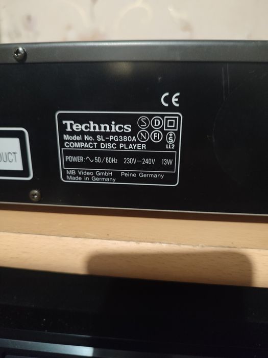 Cd-плеер techniсs SL-PG380А.