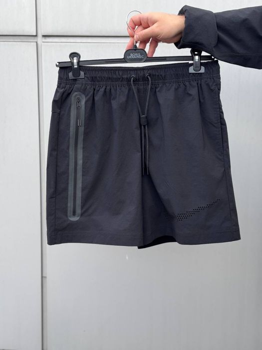 Спортивні шорти Nike Tech, оригінал