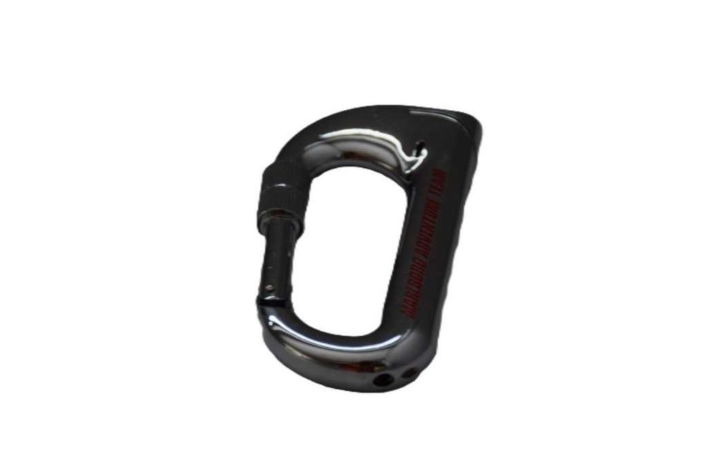Isqueiro Marlboro com formato de mosquetão de segurança (carabiner)