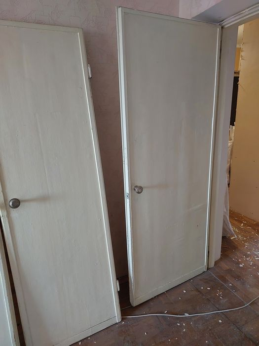 Продам двері  дерев'яні