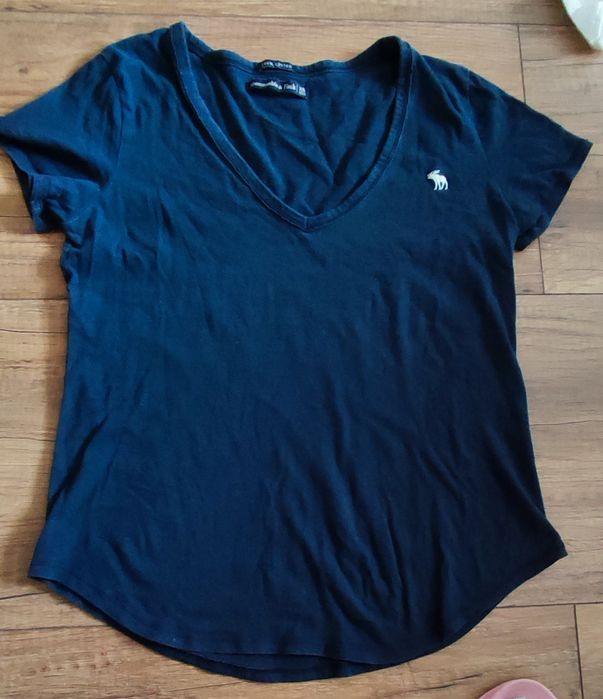 Granatowa koszulka Abercrombie & Fitch