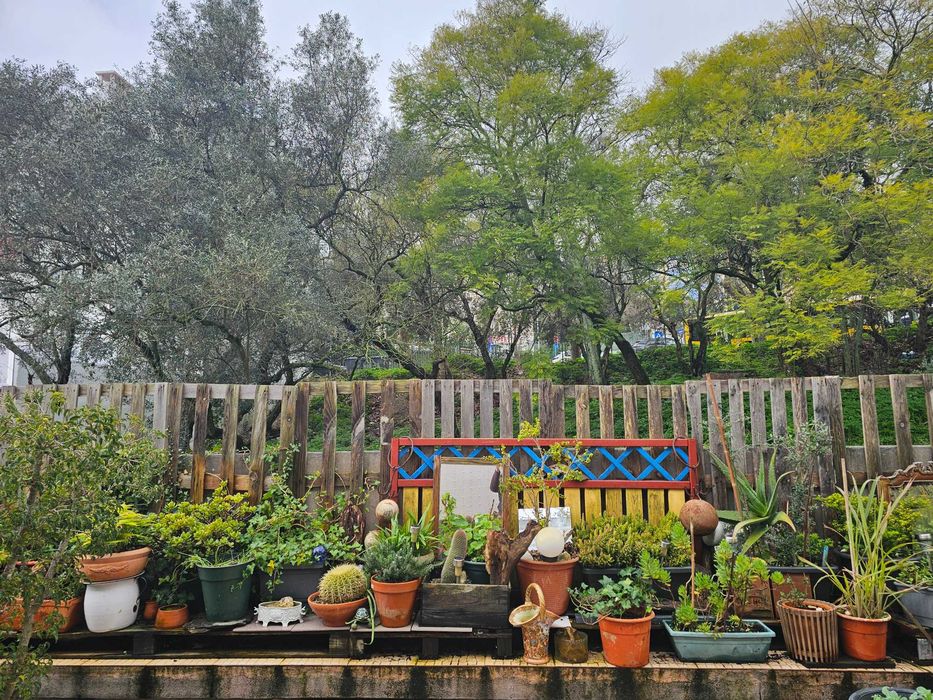 Quarto para arrendar em Algés