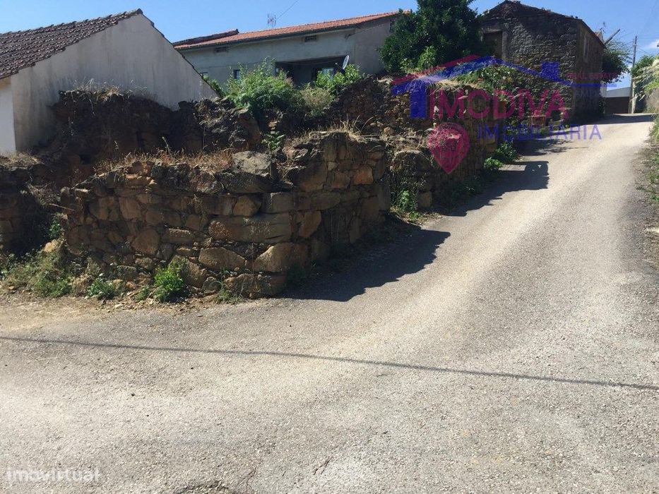 Casa de pedra para restaurar