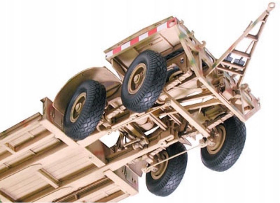 FAMO and Sd.Ah.116 model 1:35 Tamiya 35246