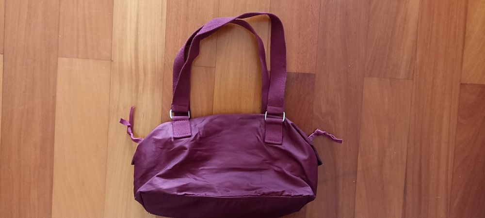 Mala bordeaux como nova