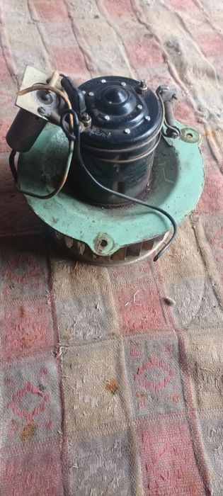 Моторчик до авто  МАЗ