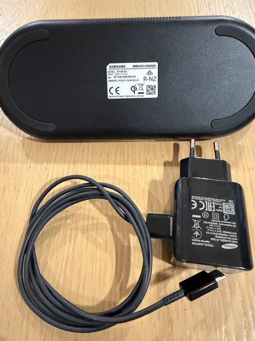 Ładowarka indukcyjna Samsung