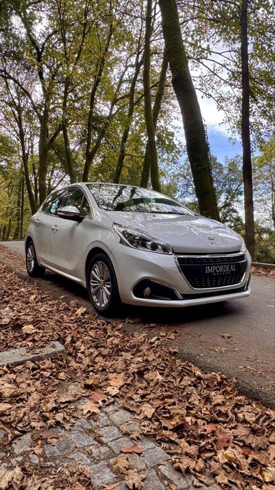 Peugeot 208 PureTech Allure 110cv