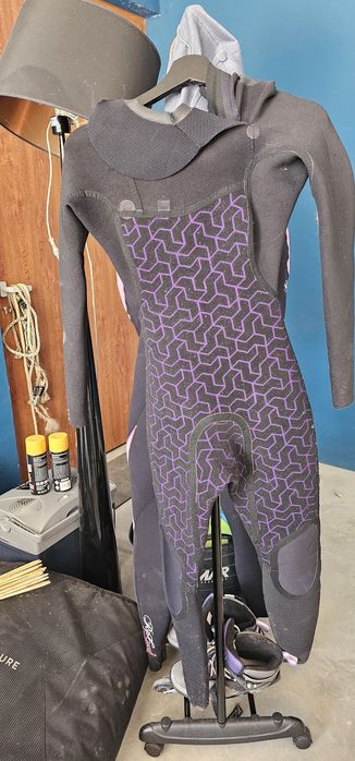 Fato 4/3 billabong Furnace